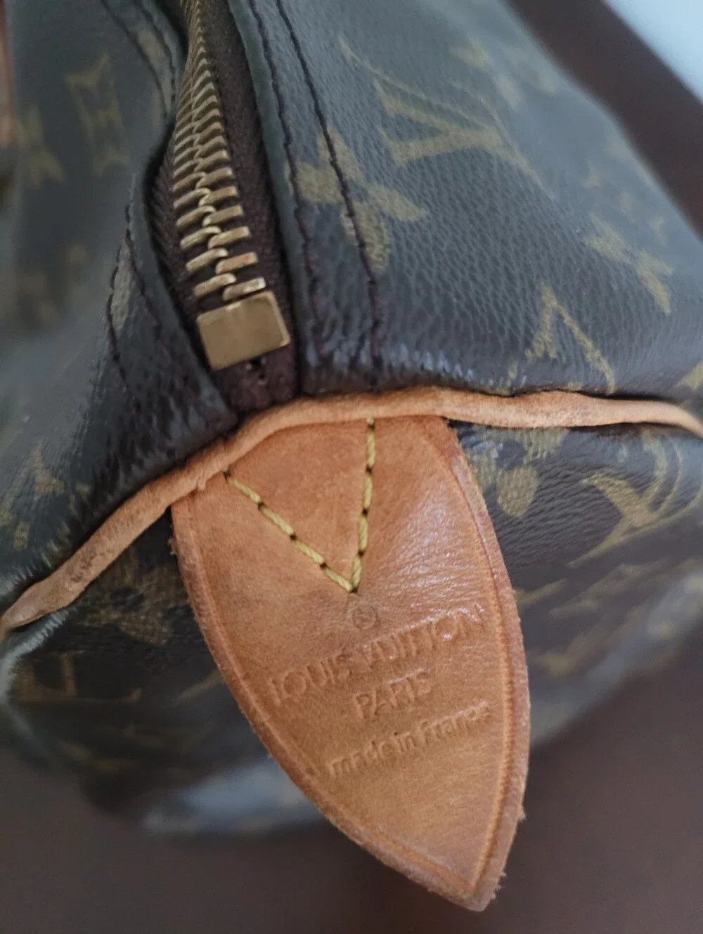 AUTHENTIC Louis Vuitton Speedy 40 Monogram Canvas